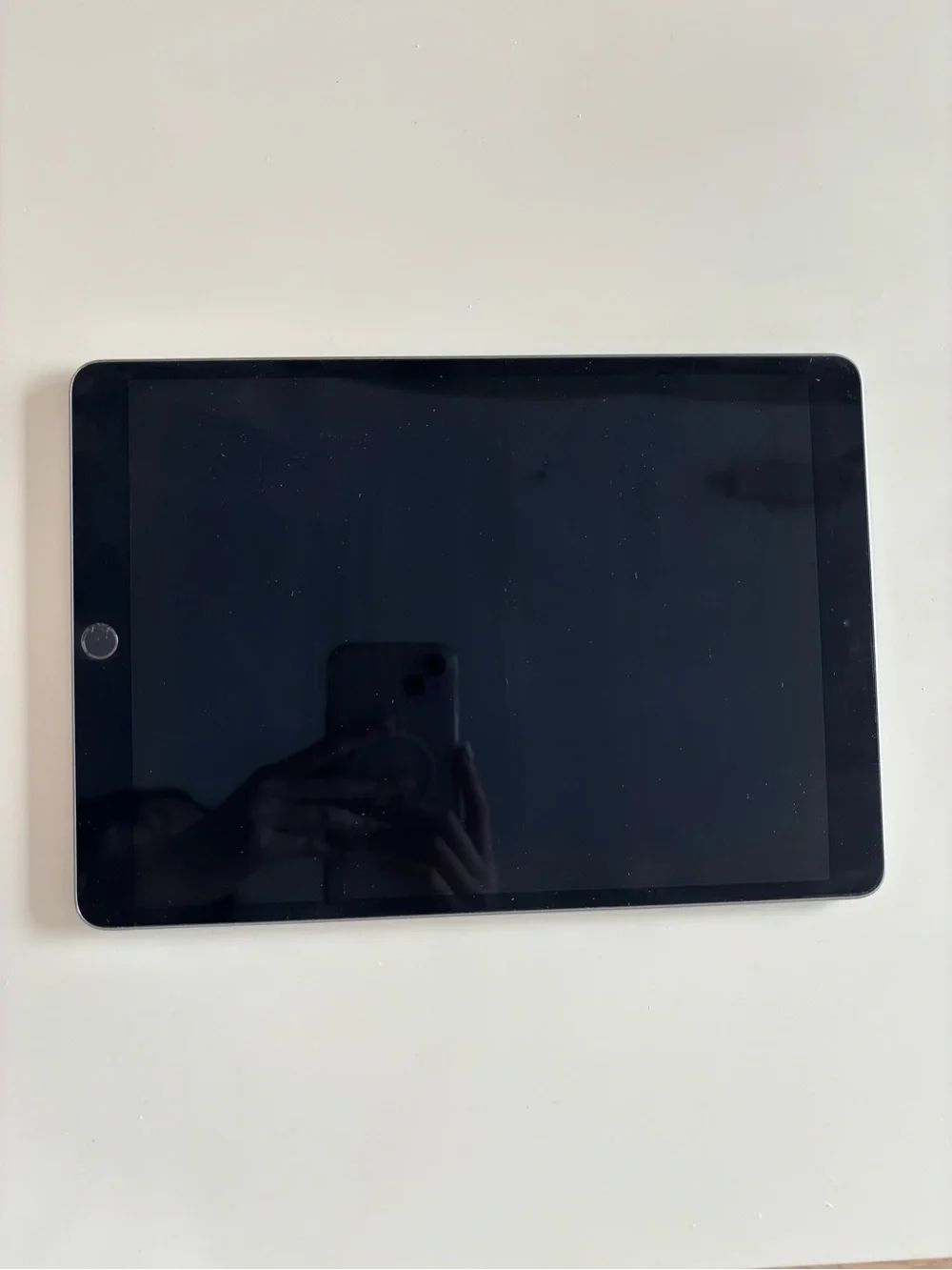 Apple no scratches